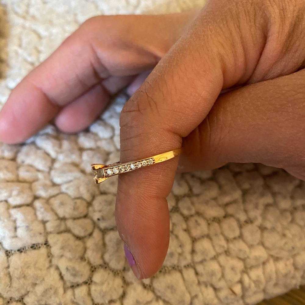 Beautiful diamond ring - Picture 3 of 6